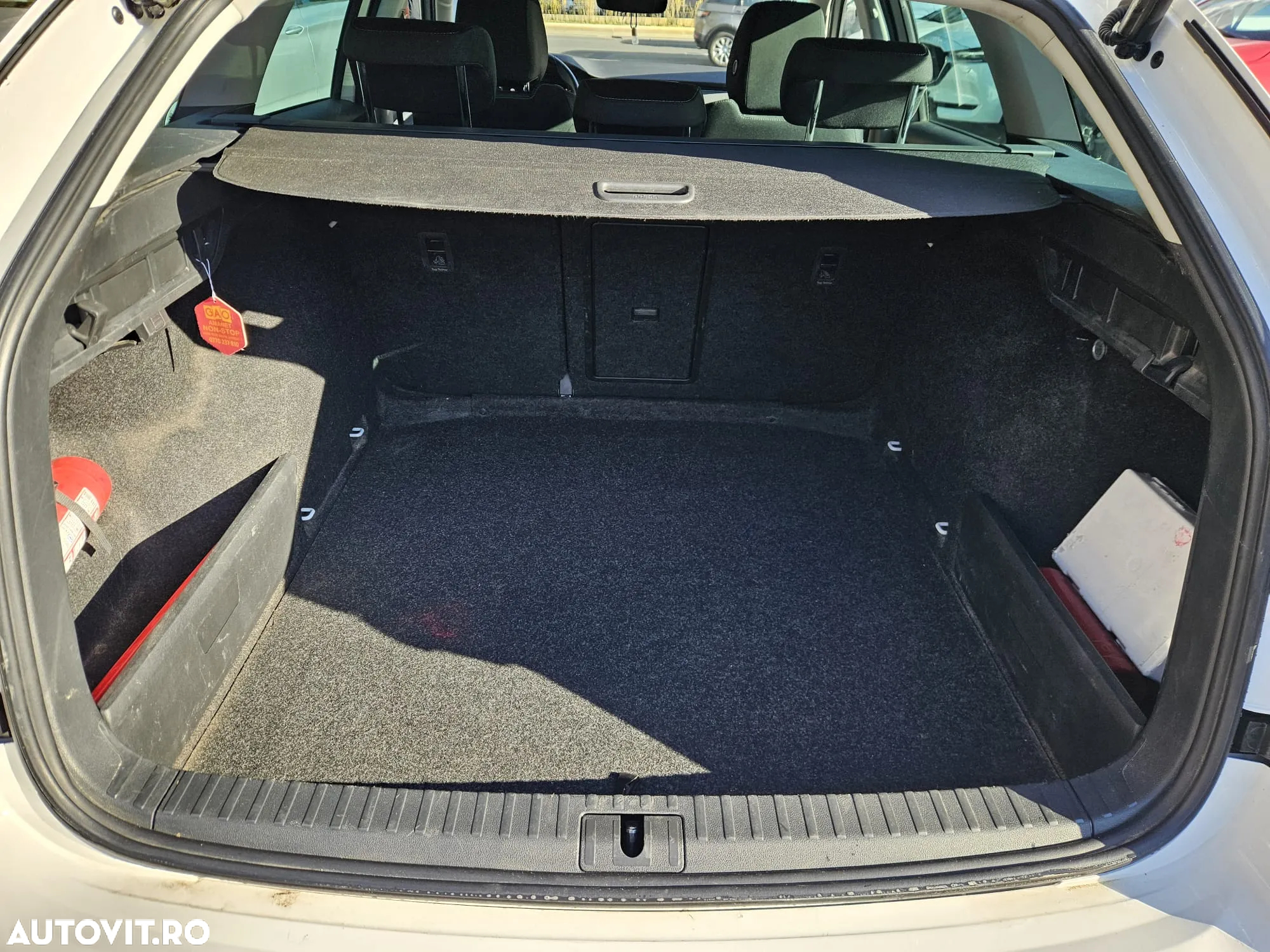 Skoda Octavia Combi 2.0 TDI DSG Style - 24