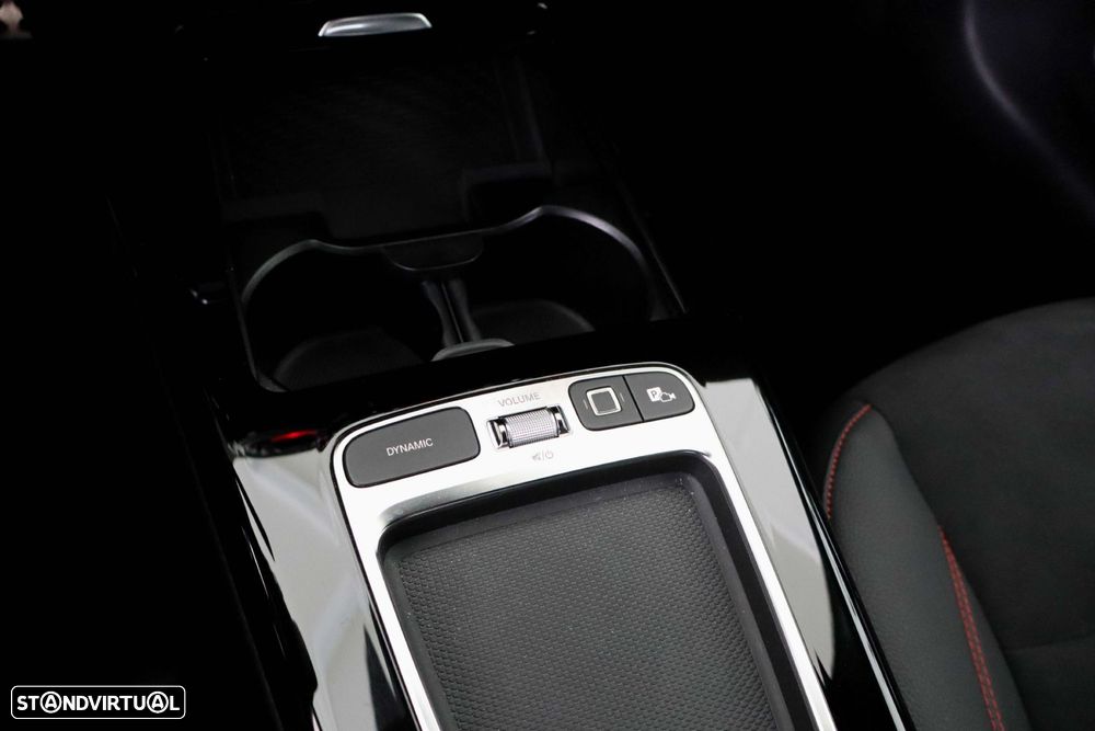Mercedes-Benz A 180 d AMG Line Aut. - 31