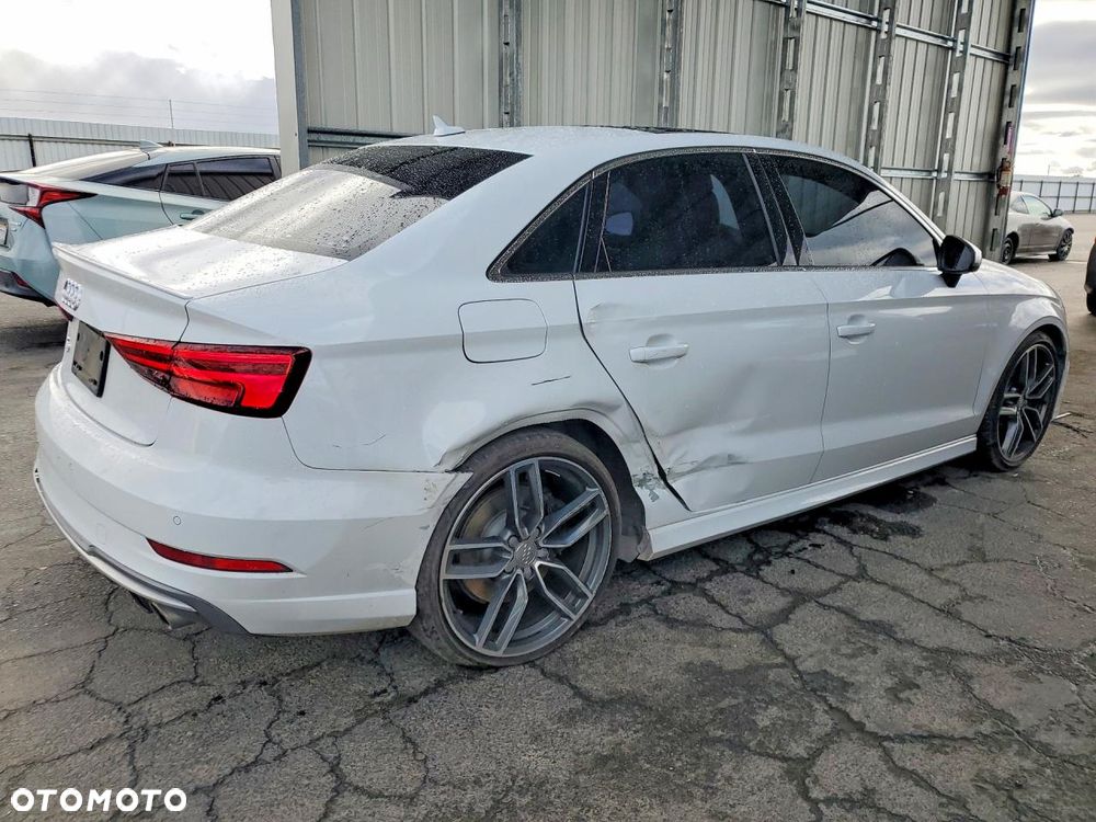 Audi S3 Limousine - 6