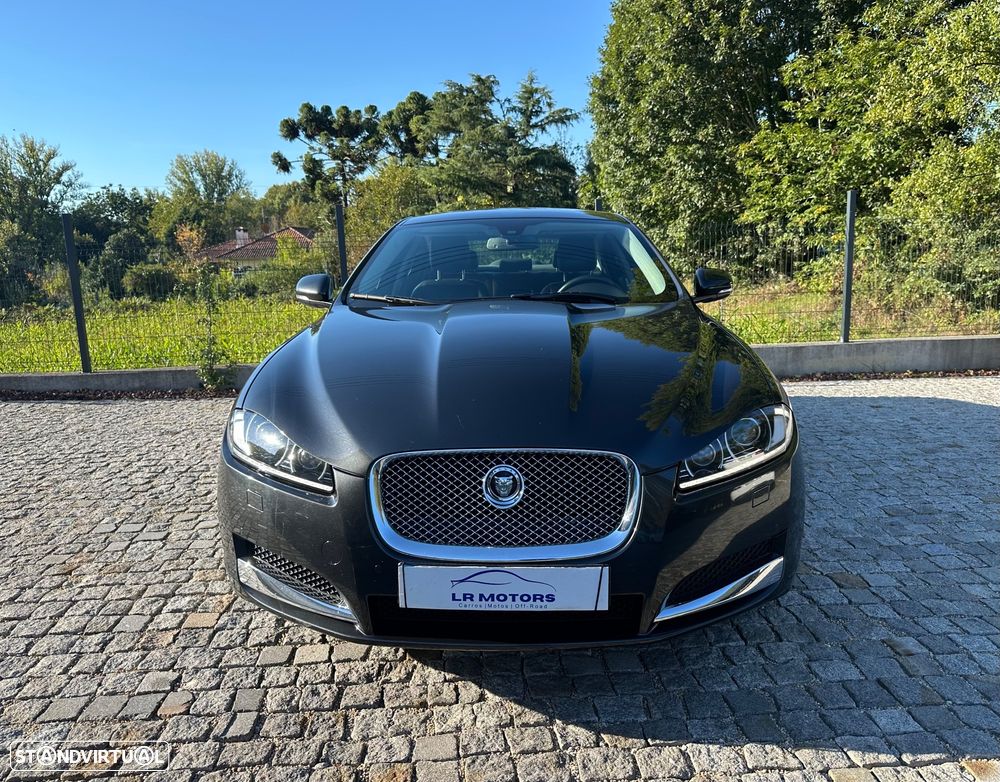 Jaguar XF 2.2 D Premium Luxury - 2
