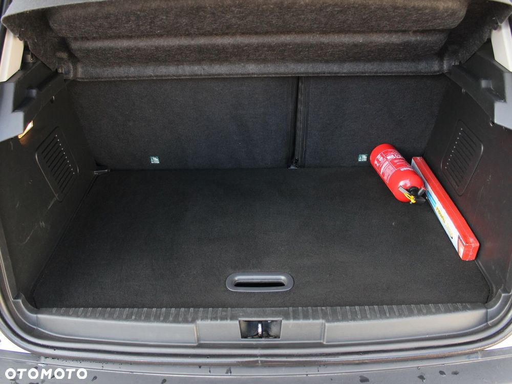 Renault Captur - 16