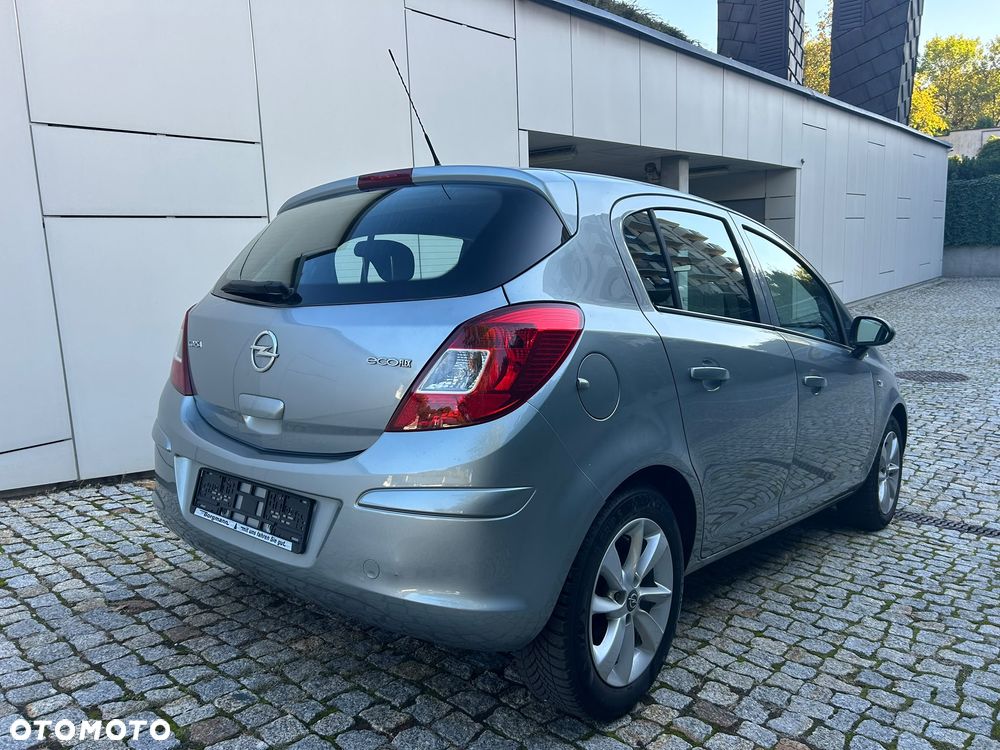 Opel Corsa 2012 photo 4