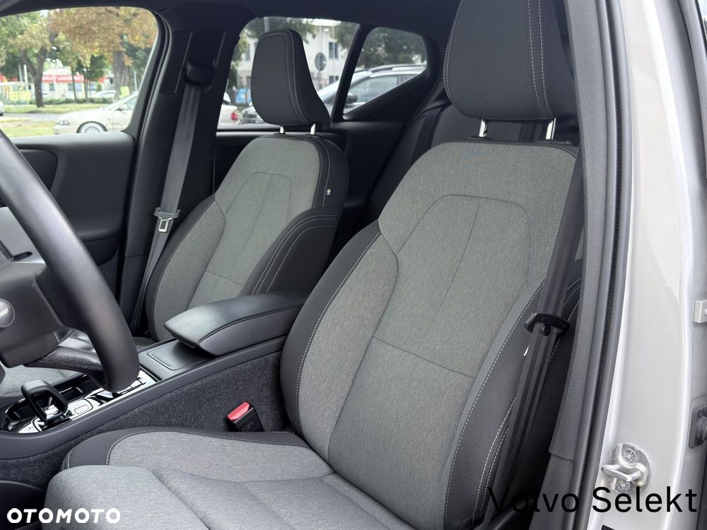 Volvo XC 40 - 22
