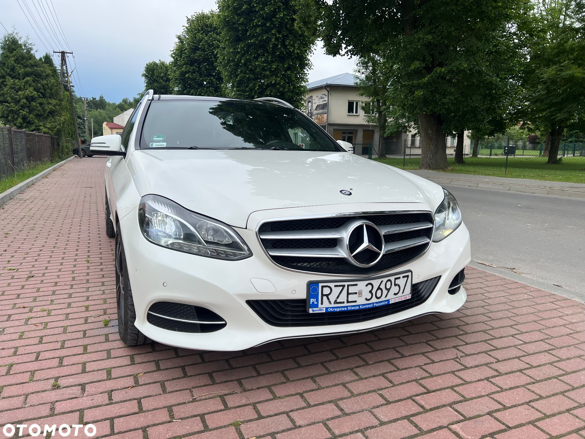 Mercedes-Benz Klasa E 250 CDI 4-Matic Avantgarde - 4
