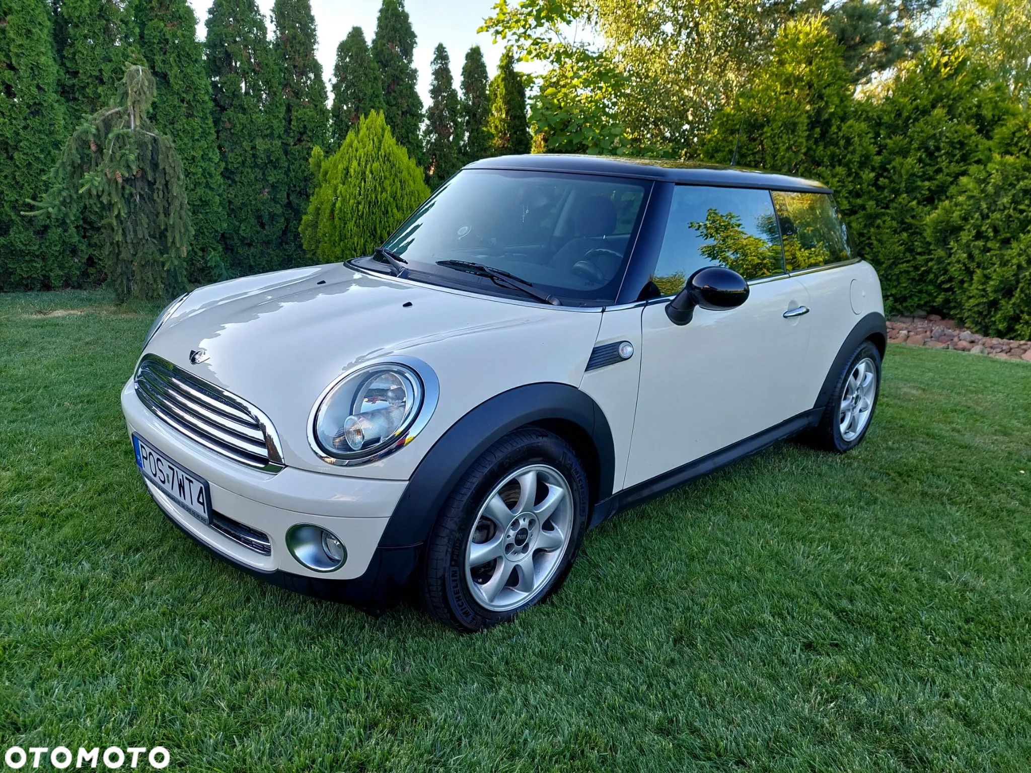 MINI Cooper Standard - 1
