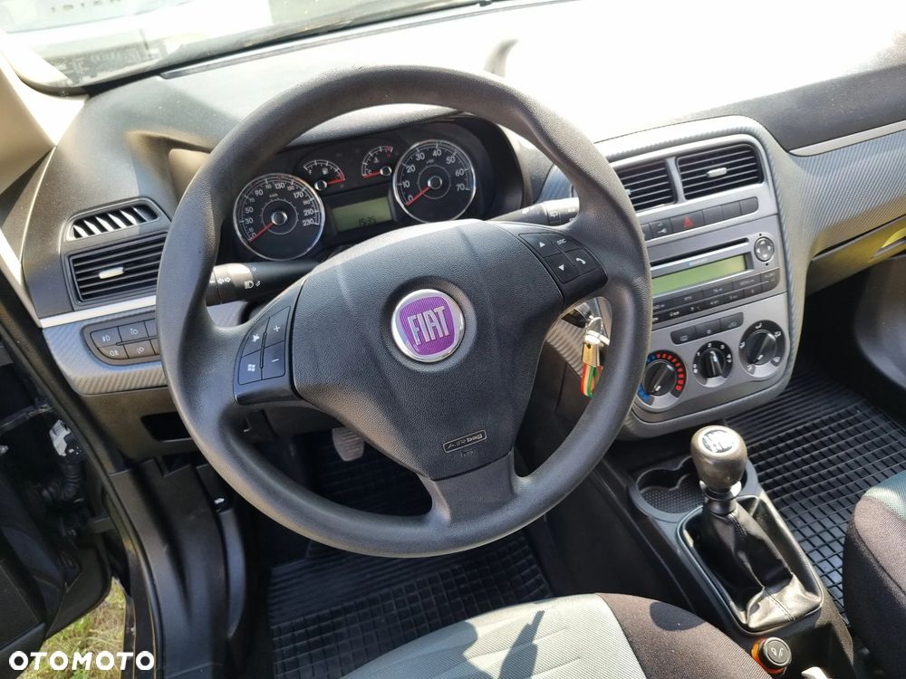 Fiat Grande Punto 1.4 16V Racing - 16