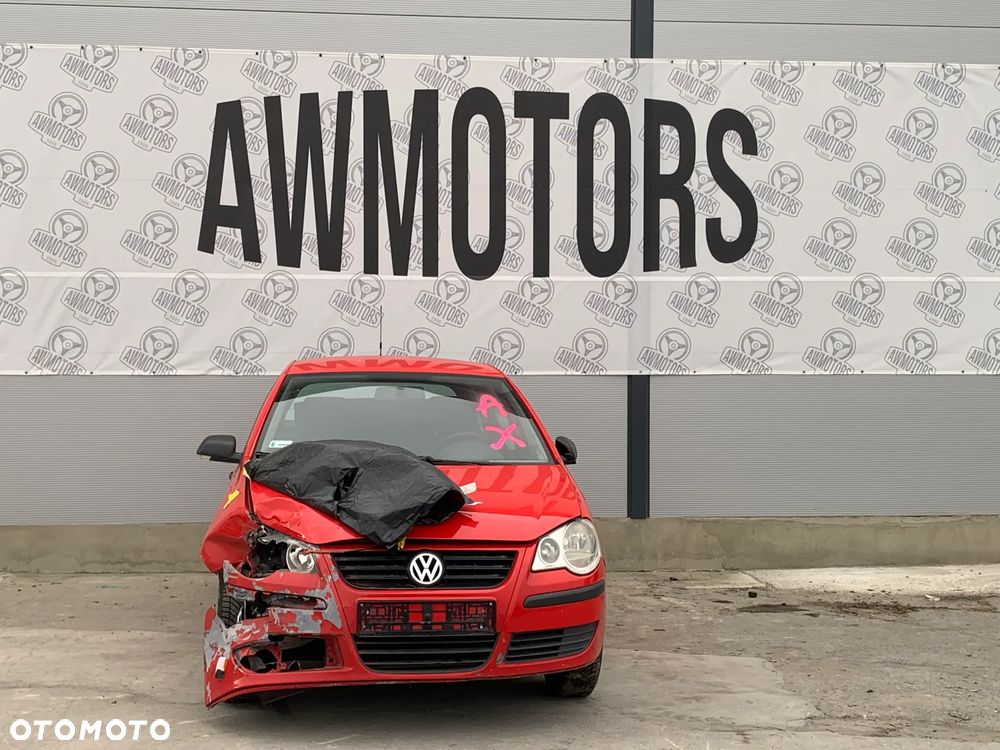 VW VOLKSWAGEN POLO 2008 *SAMOCHÓD NA CZĘŚCI* 3116 MASKA, LAMPA, DRZWI, LUSTERKO, ZDERZAK, GRILL, BŁOTNIK, KLAPA, BELKA, DESKA, FOTELE, KANAPA, ĆWIARTKA, KIEROWNICA, TARCZE, ZACISKI, ZAWIESZENIE, KOMPLETNY PRZÓD, KOMPLETNY TYŁ, LICZNIK, ZEGARY, PRAWE LEWE PRZÓD TYŁ - 4