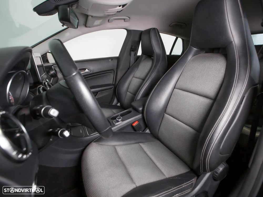 Mercedes-Benz CLA 180 d Shooting Brake - 7