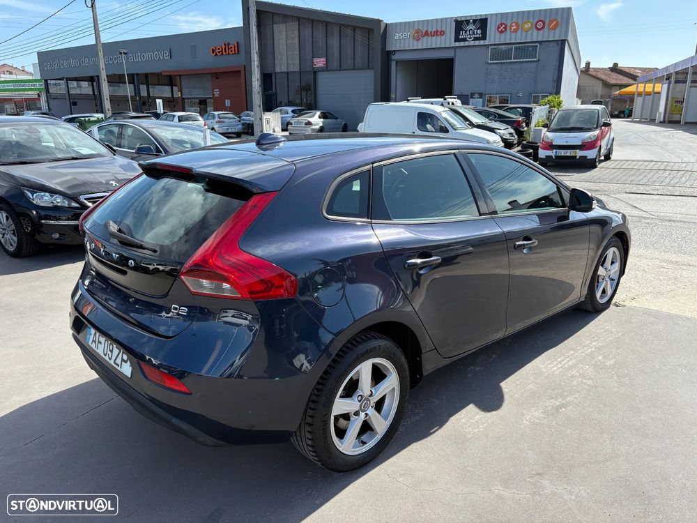 Volvo V40 D2 - 7