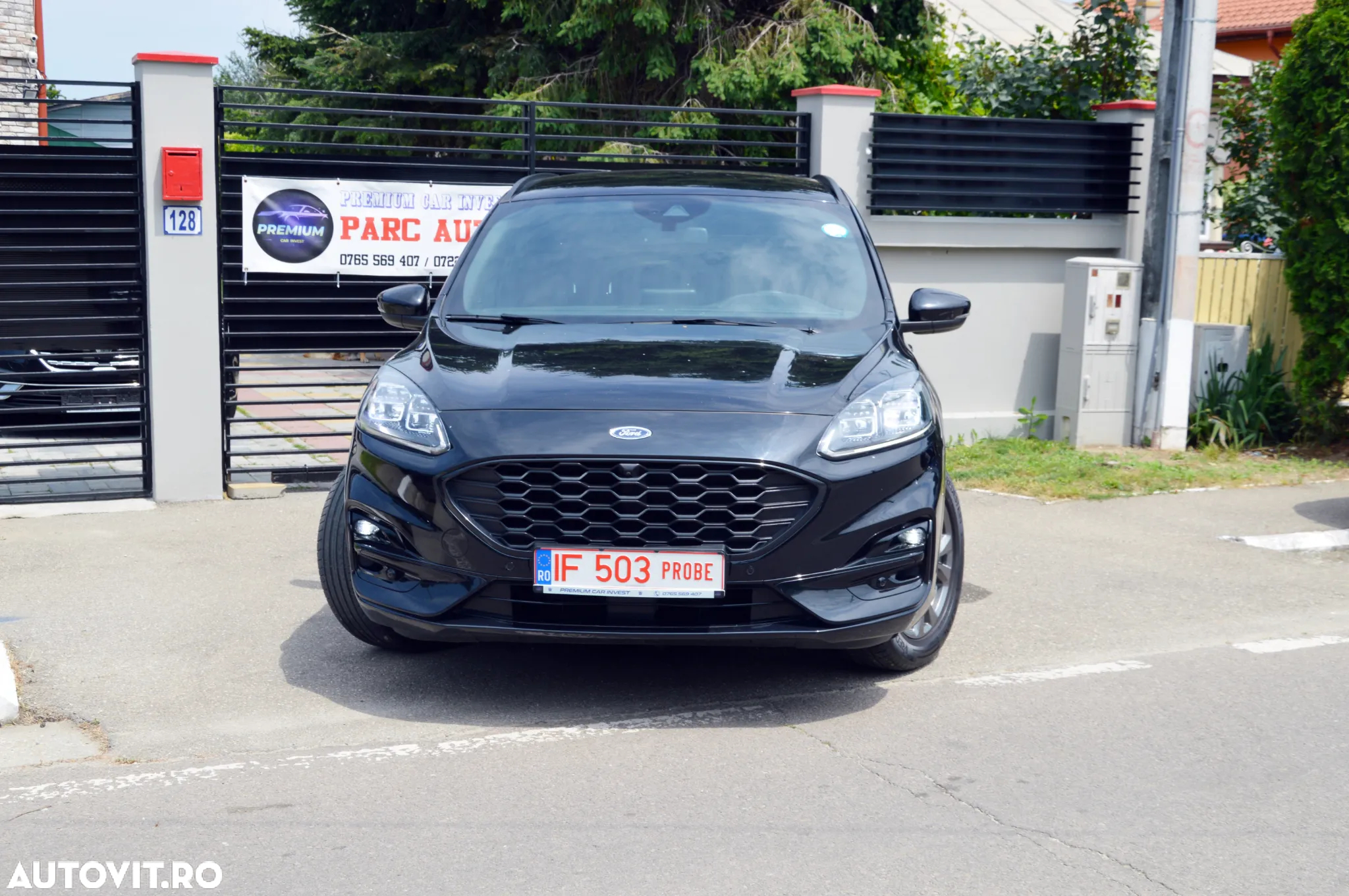 Ford Kuga 2.0 TDCi 2WD ST-Line - 30