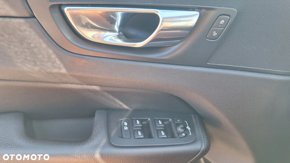 Volvo XC 60 - 20