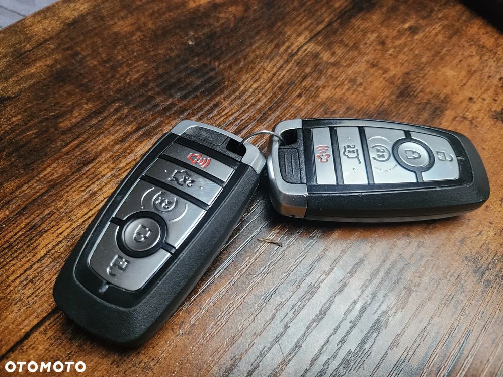 Ford Escape 1.5 EcoBoost AWD SE - 25