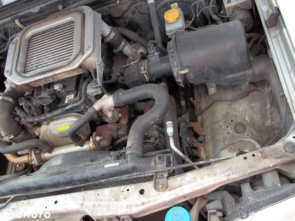 Nissan NP300 Pickup - 17