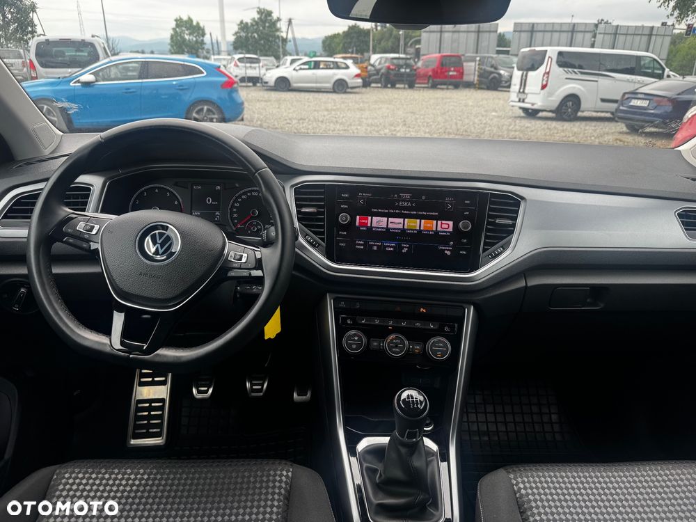 Volkswagen T-Roc 1.5 TSI OPF ACTIVE - 16