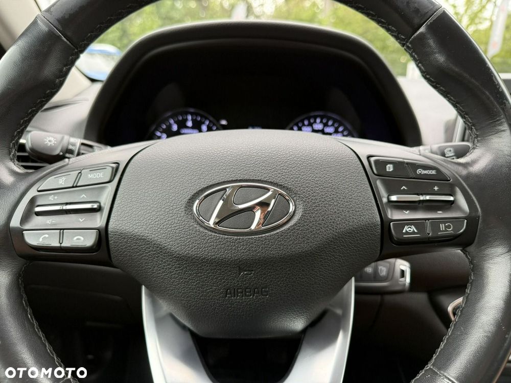 Hyundai i30 1.5 DPI Classic + - 22