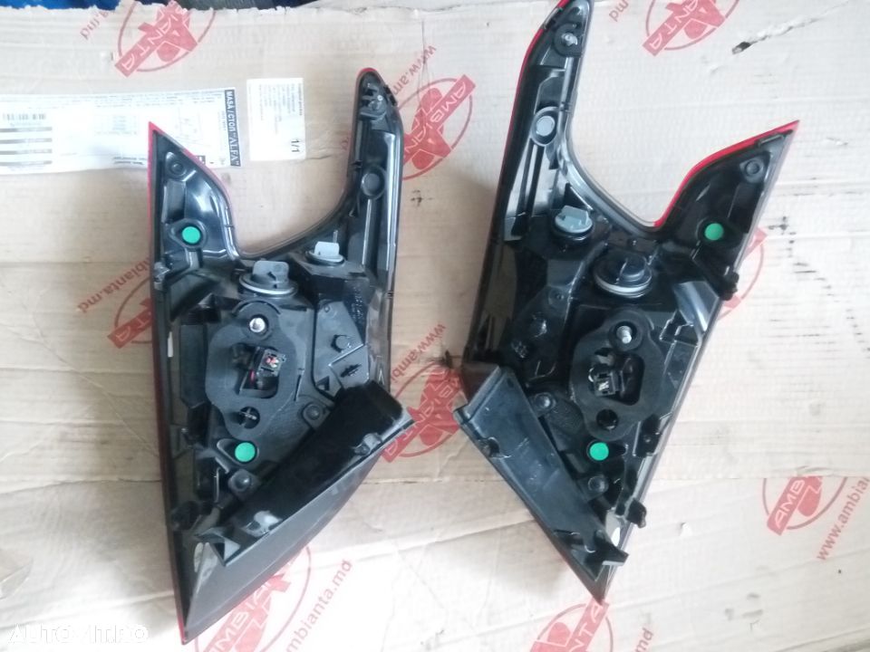 Stop Peugeot 308 2014 stanga dreapta pe aripa 2014 Cod Original 9677817580 - 3