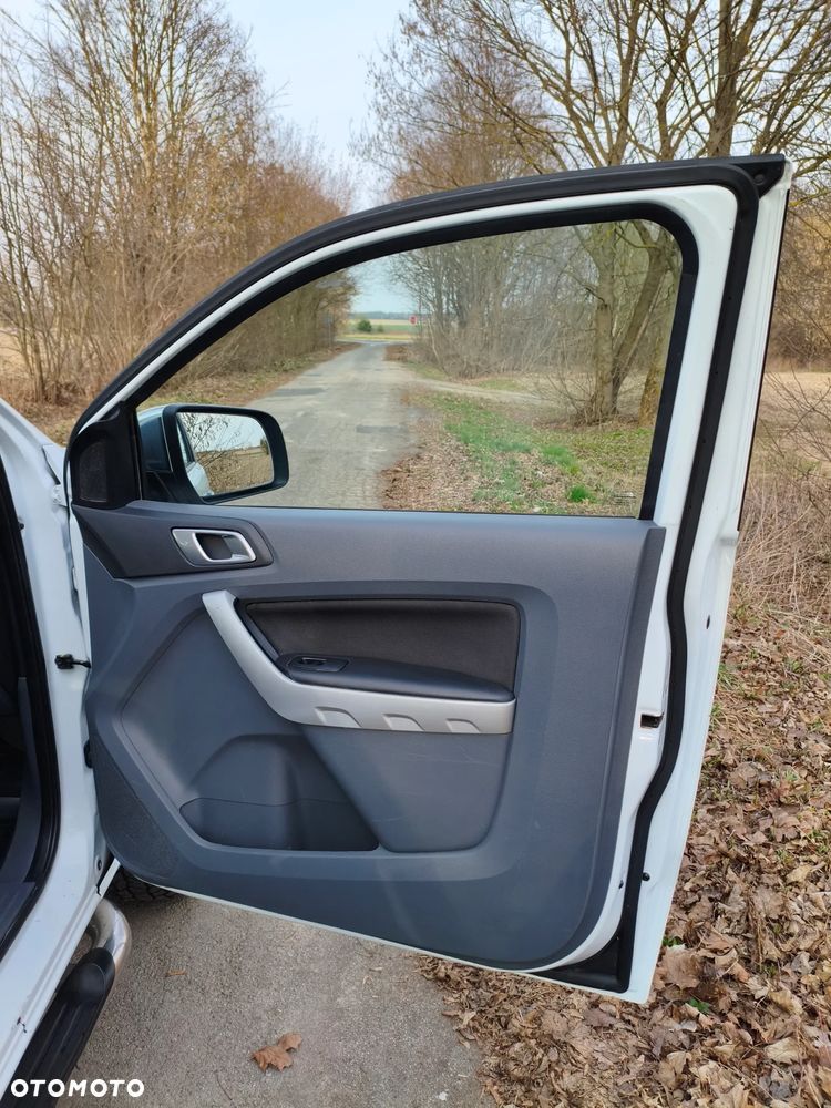 Ford Ranger 2.2 TDCi 4x4 DC XLT - 14