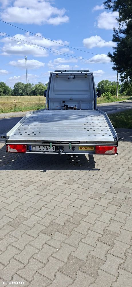 Mercedes-Benz SPRINTER - 12