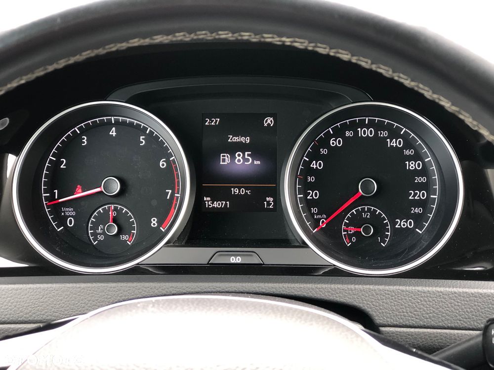 Volkswagen Golf 1.2 TSI BlueMotion Technology DSG Lounge - 28