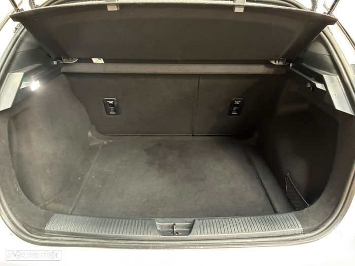 MG MG4 4 Standard - 50