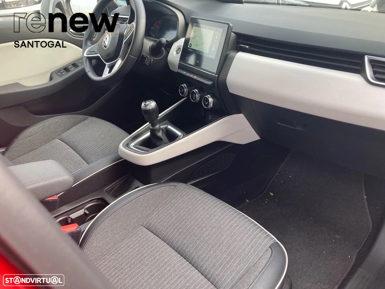 Renault Clio 1.0 TCe Techno - 15