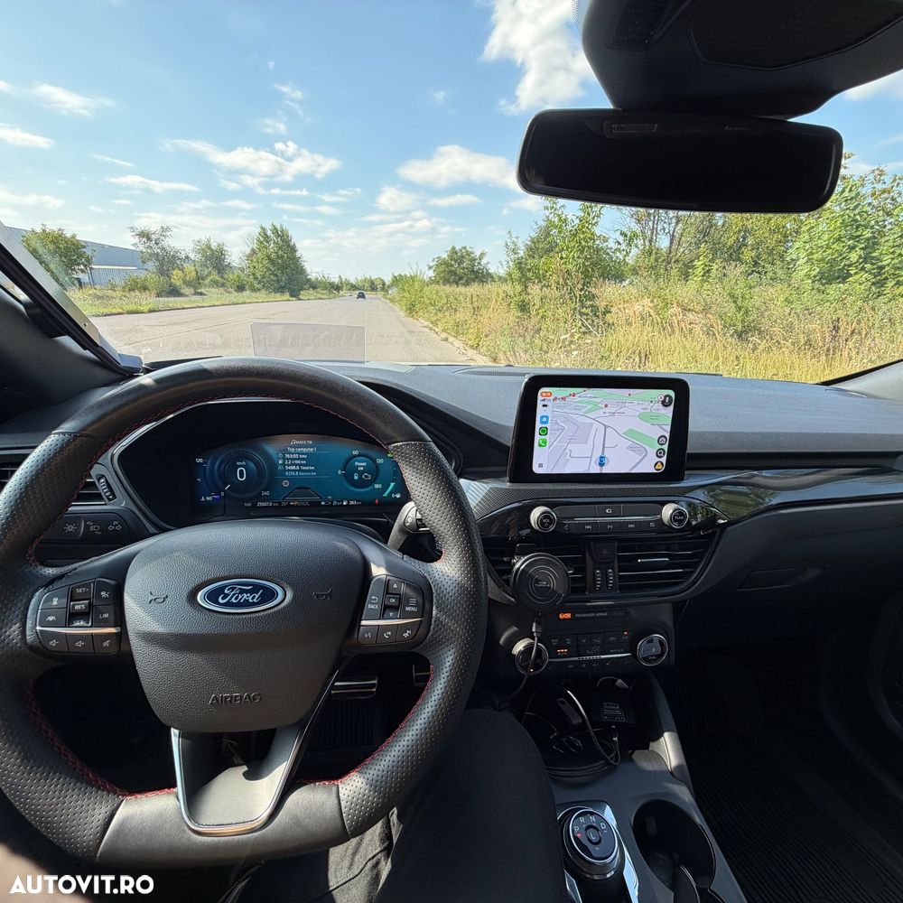 Ford Kuga - 9