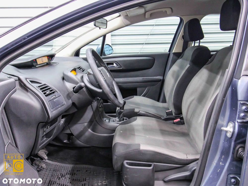 Citroën C4 1.6 16V Style - 11