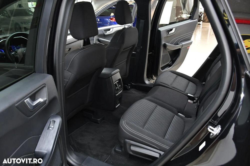 Ford Kuga 2.5 Duratec FWD FHEV Titanium - 11