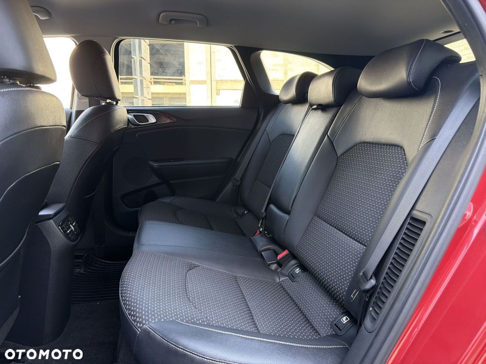 Kia Ceed 1.6 GDI PHEV L Business Line DCT - 22