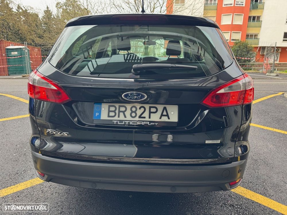 Ford Focus SW 1.6 TDCi ECOnetic 88g S&S Titanium - 6