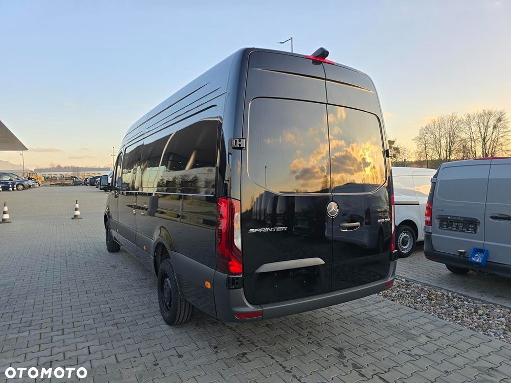 Mercedes-Benz Sprinter 319 CDI Long PRO 9G-Tronic - 9