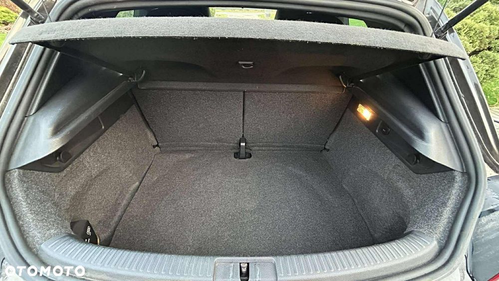 Volkswagen Scirocco 2.0 TDI - 12