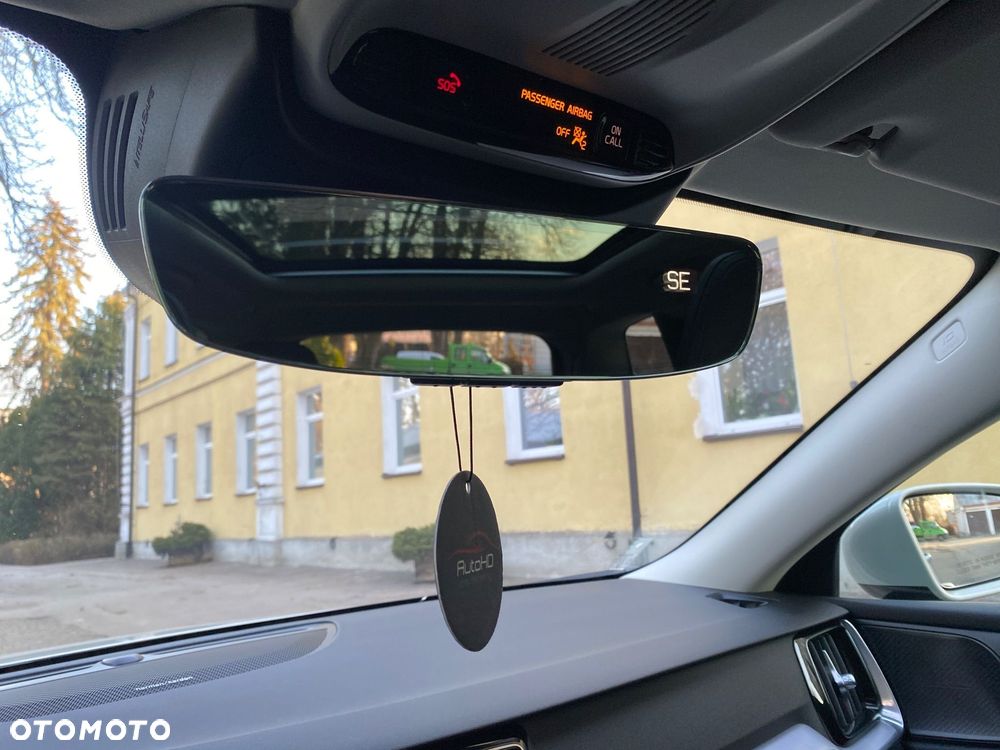 Volvo V60 Cross Country T5 AWD Geartronic - 28