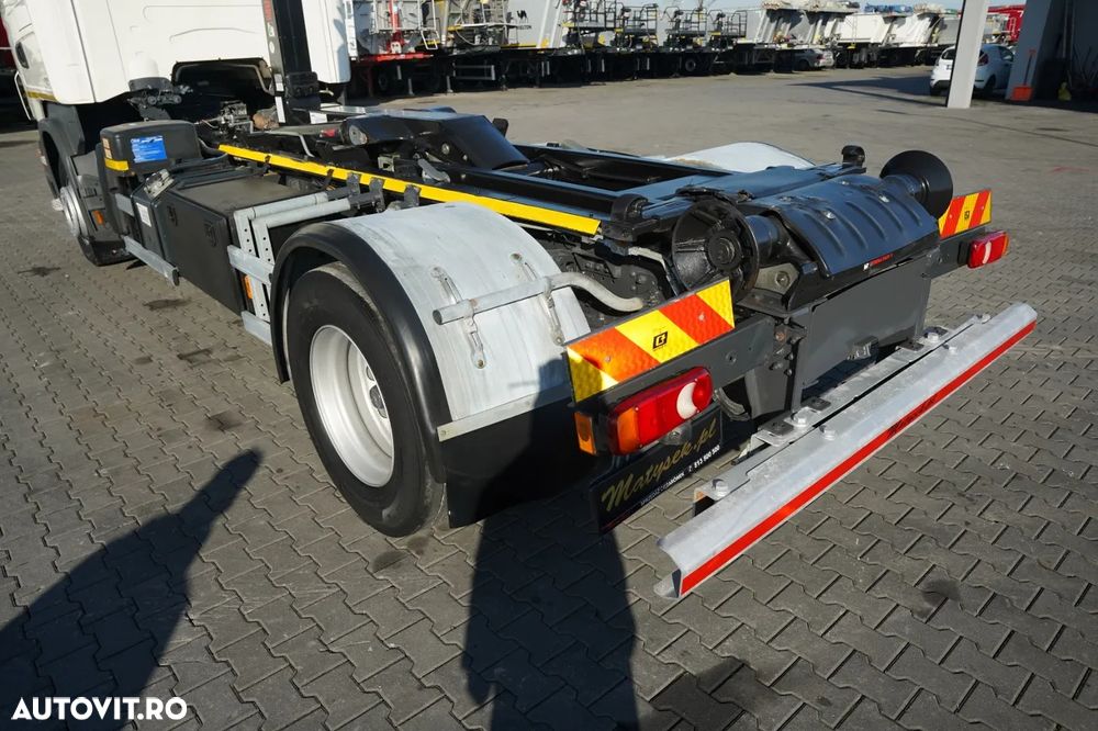 Scania R 360 / 4x2 / SISTEM CÂRLIG (HOOKLIFT) / HIAB XP20S51 / CAPACITATE MAXIMĂ: 20 T / CUTIE MANUALĂ / - 16