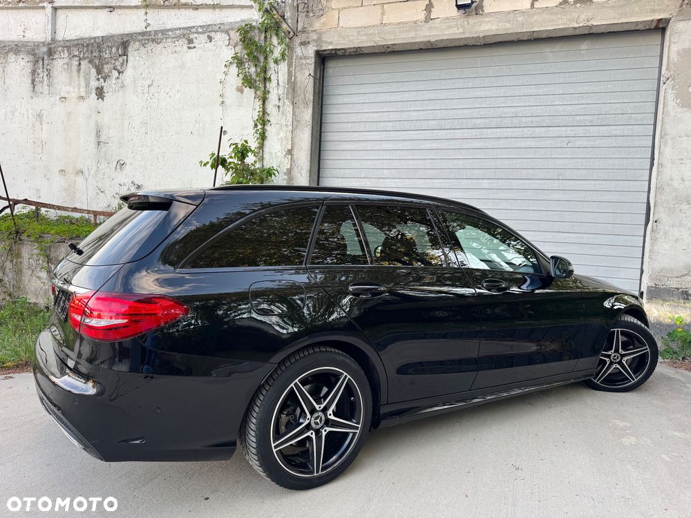 Mercedes-Benz Klasa C 250 d 4Matic 9G-TRONIC AMG Line - 13