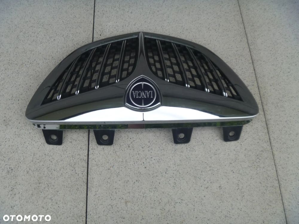 LANCIA DELTA 2008-2014 ATRAPA CHŁODNICY GRILL CHROM ORYGINAŁ 735485930 - 3