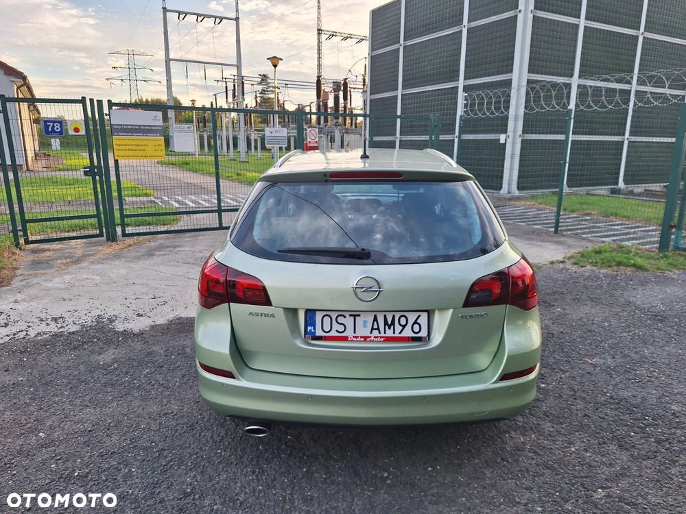 Opel Astra 1.4 T Cosmo - 15