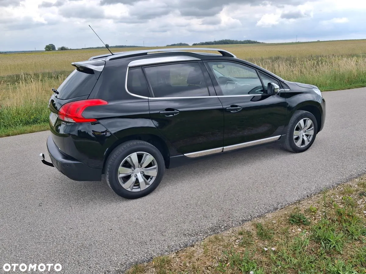 Peugeot 2008 PureTech 110 Stop&Start Signature - 16