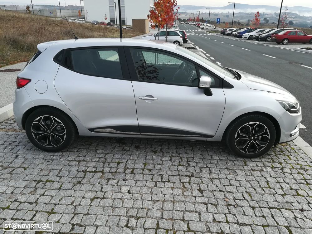 Renault Clio dCi 90 Limited - 6