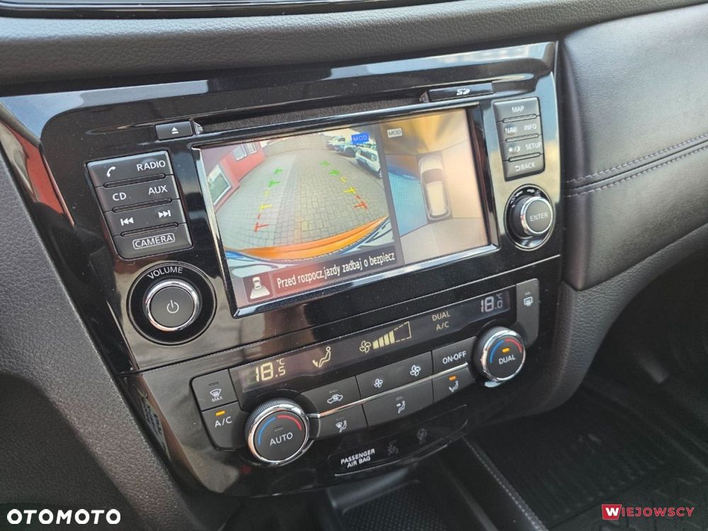 Nissan X-Trail 1.6 DIG-T N-Connecta 2WD 7os - 23