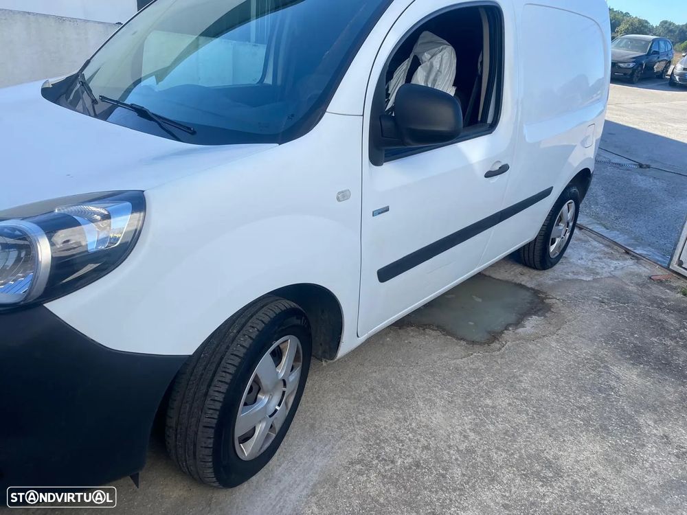 Renault kangoo ze - 5