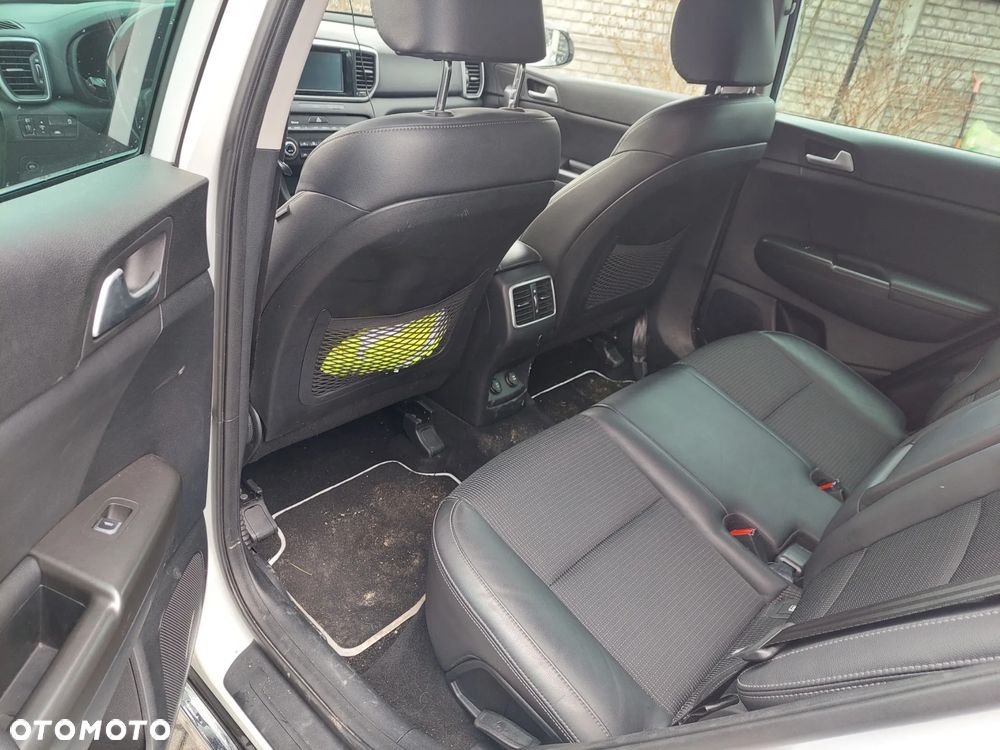 Kia Sportage 1.6 T-GDI AWD Platinum - 15