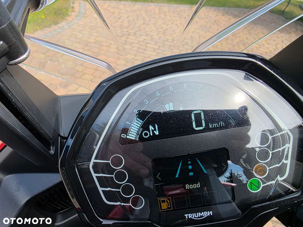 Triumph Tiger - 25