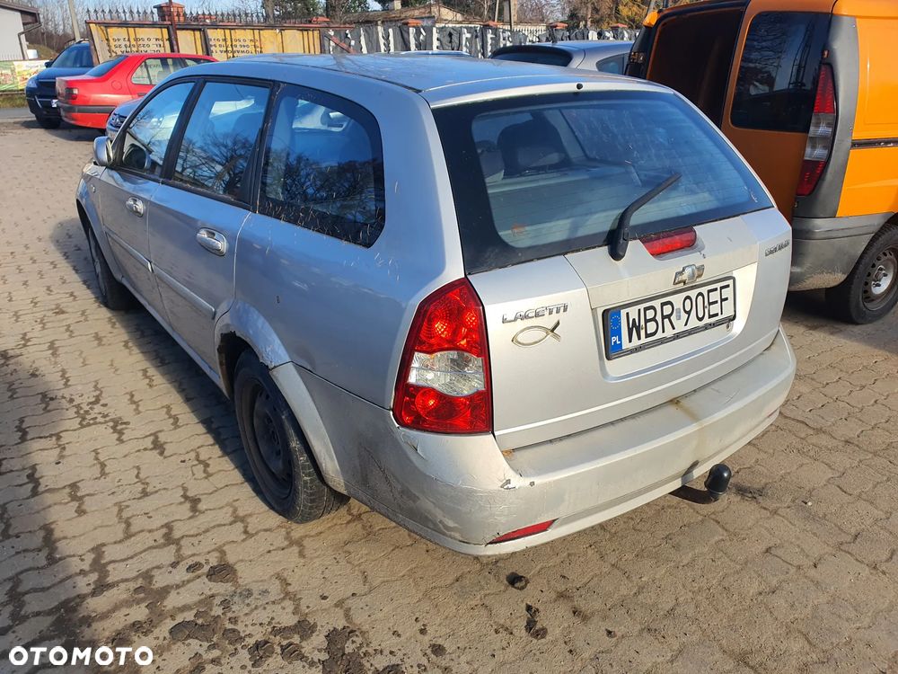 chevrolet lacetti kombi maska zderzak lampa grill błotnik drzwi zbiornik paliwa szyba lusterko - 3