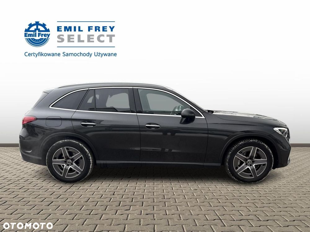 Mercedes-Benz GLC - 7