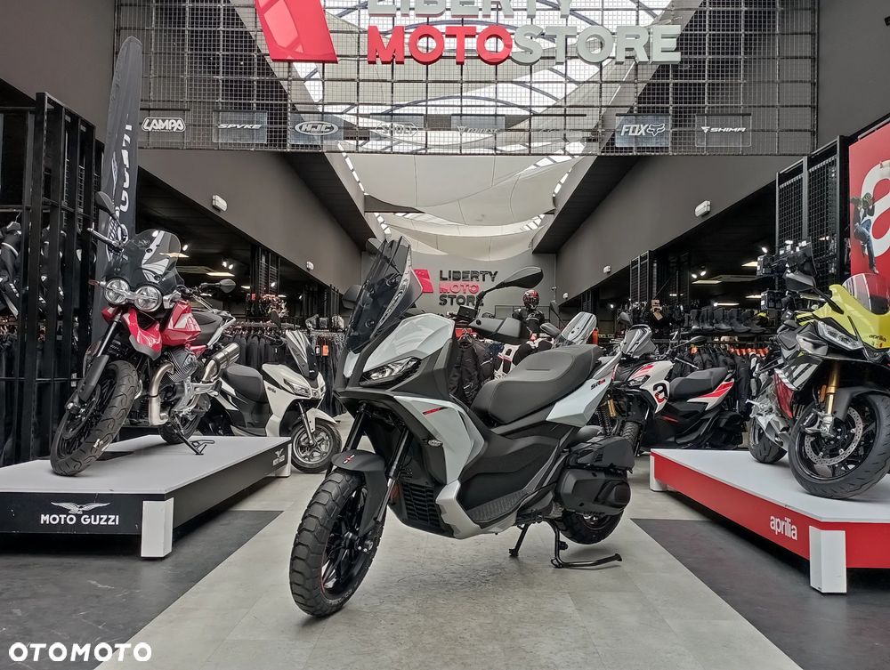 Aprilia SR - 3