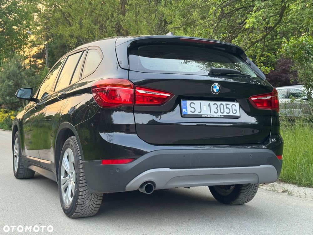 BMW X1 sDrive18i - 19