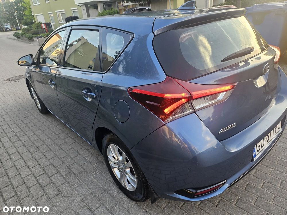 Toyota Auris 1.33 VVT-i Active - 3
