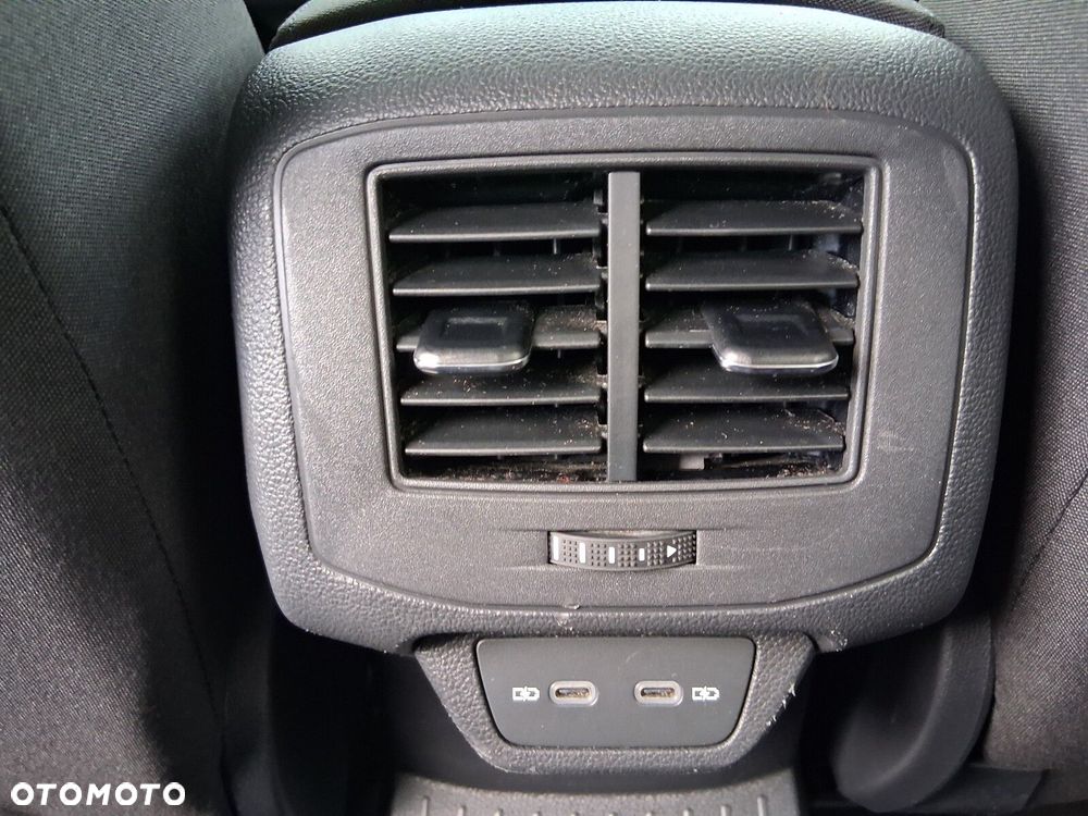 Volkswagen T-Roc 1.5 TSI Life Plus DSG - 21