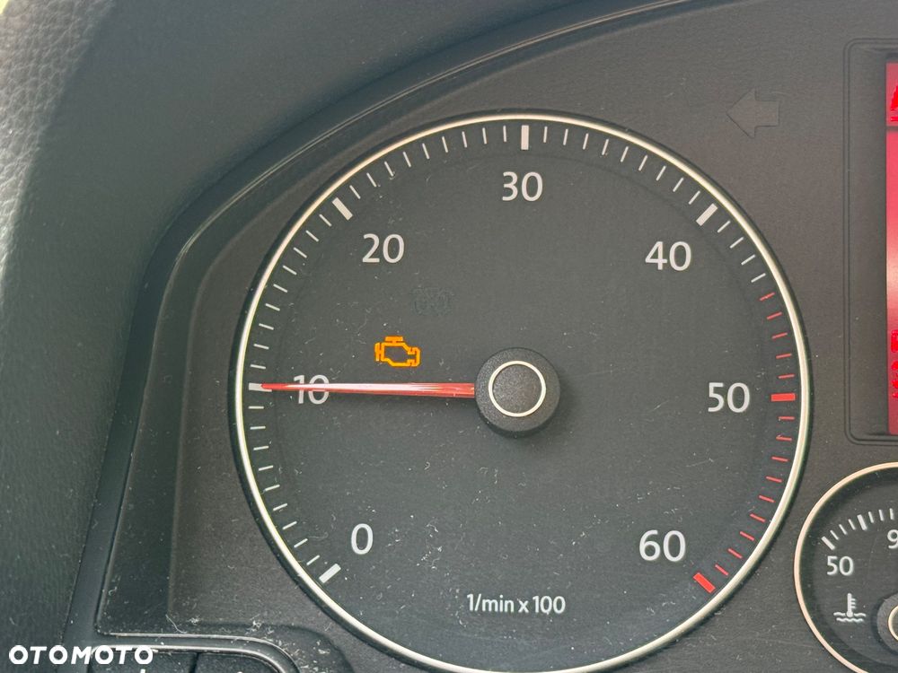 Volkswagen Golf 1.9 TDI DPF Edition BlueMotion - 13